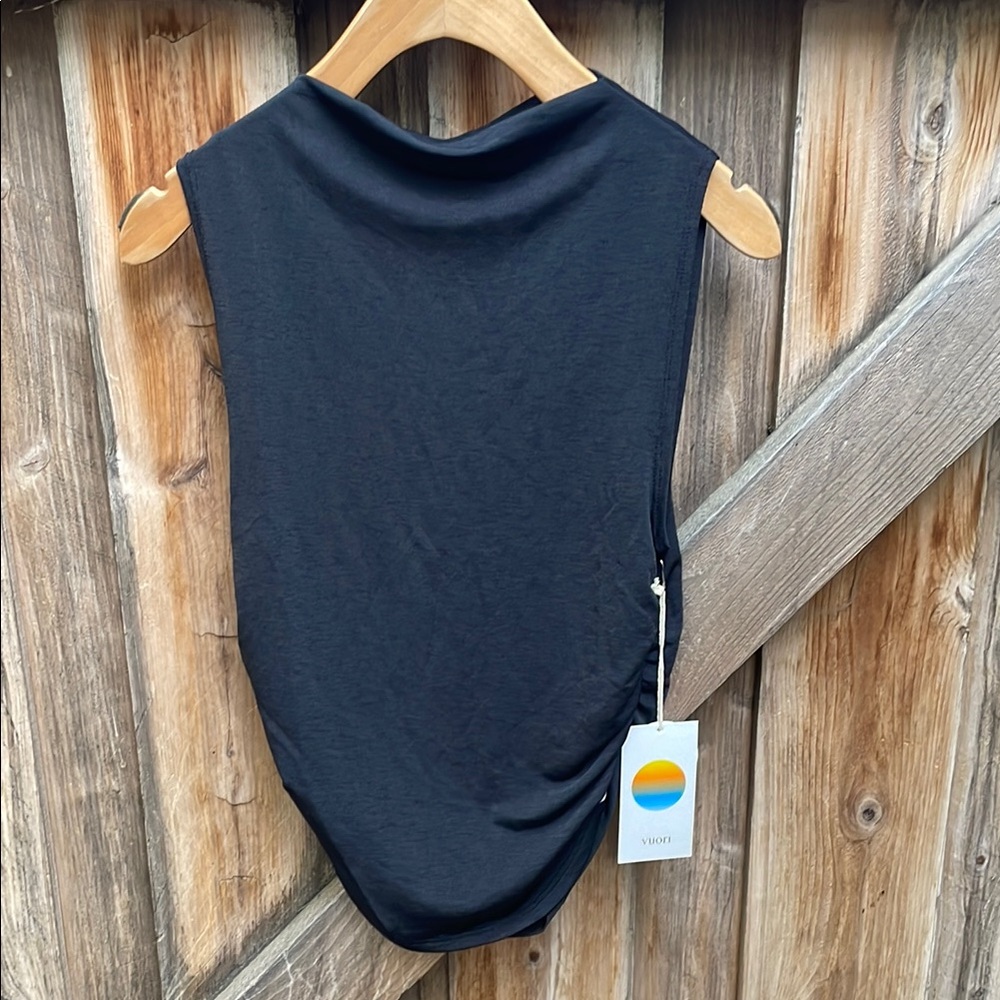 Vuori Westerlies Mock Tank